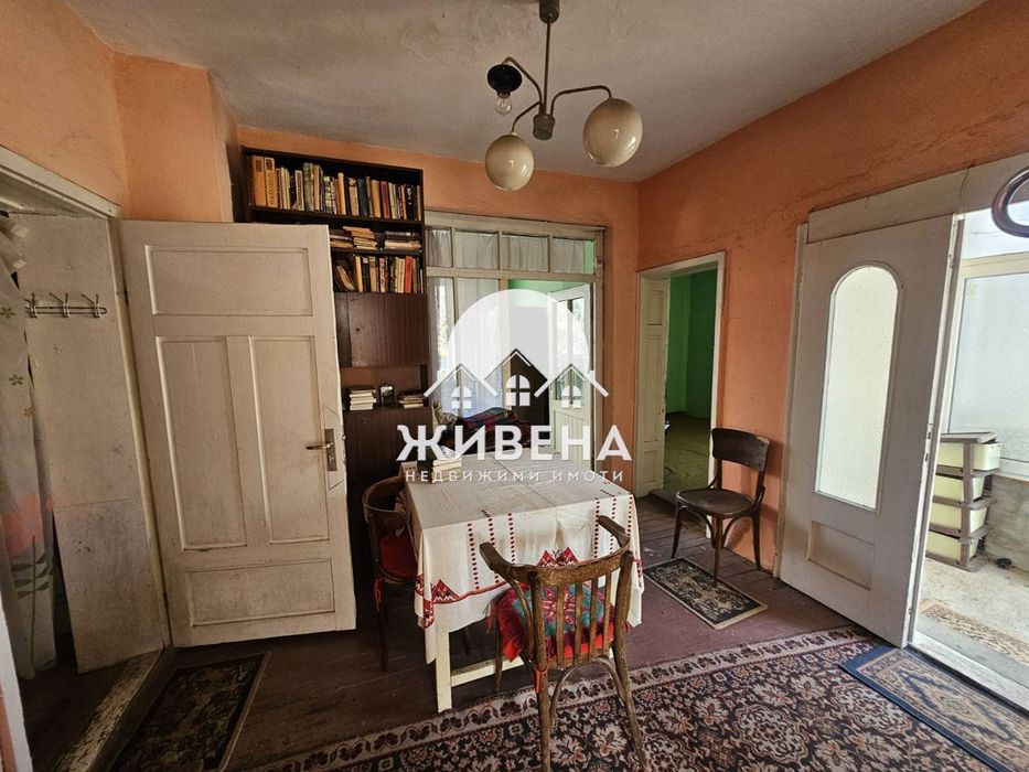 Продава се Къща в Каспичан - 350 кв.м за 186 €/кв.м - Снимка #1