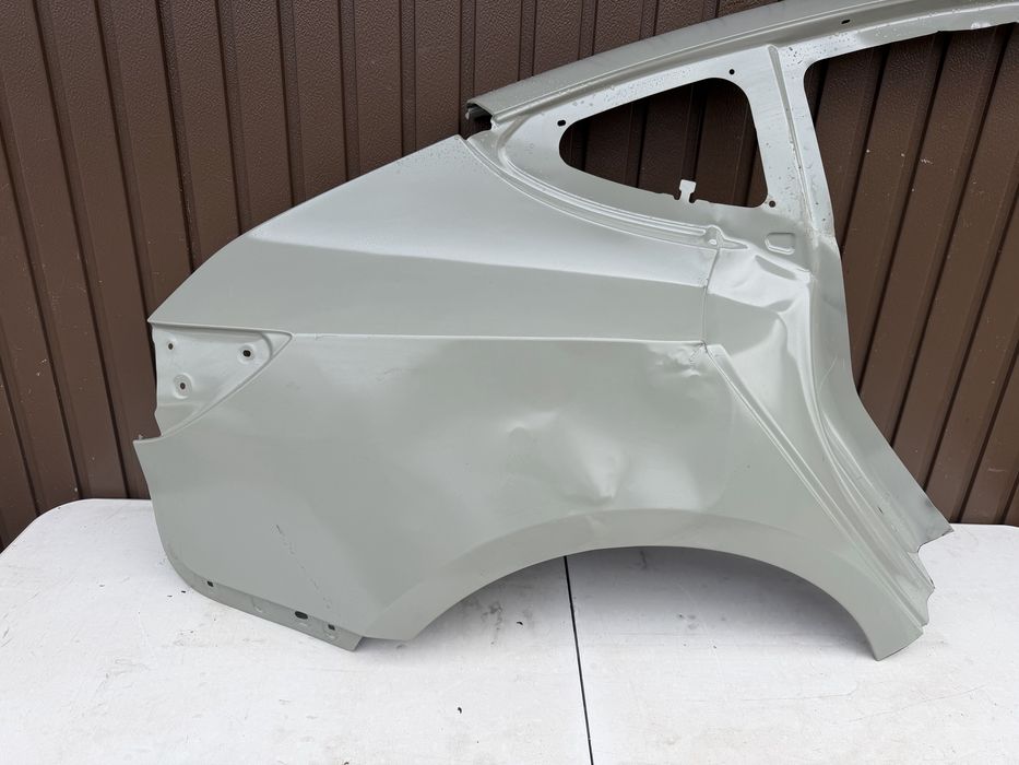 Aripa dreapta spate Tesla Model 3