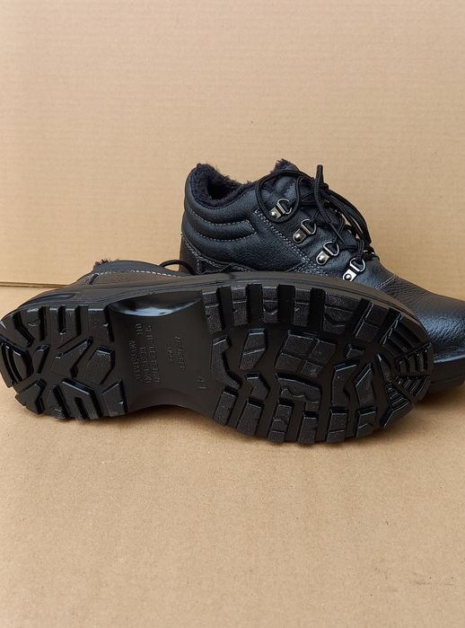 Продается спец обувь (рабочая обувь) из натуральной кожи.