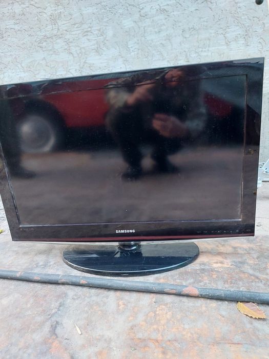 Продам телевизор