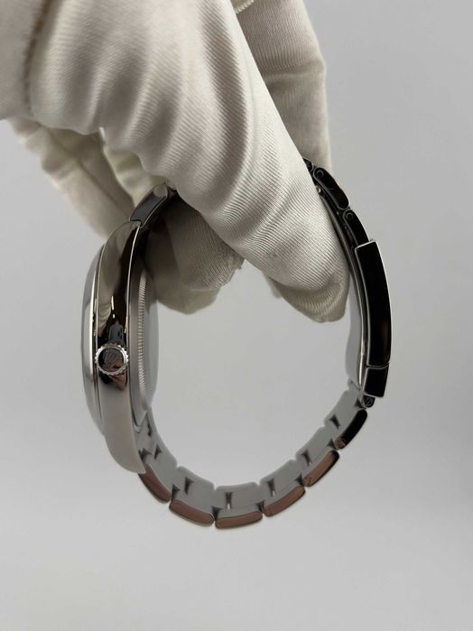 Наручные часы Rolex Datejust 116300