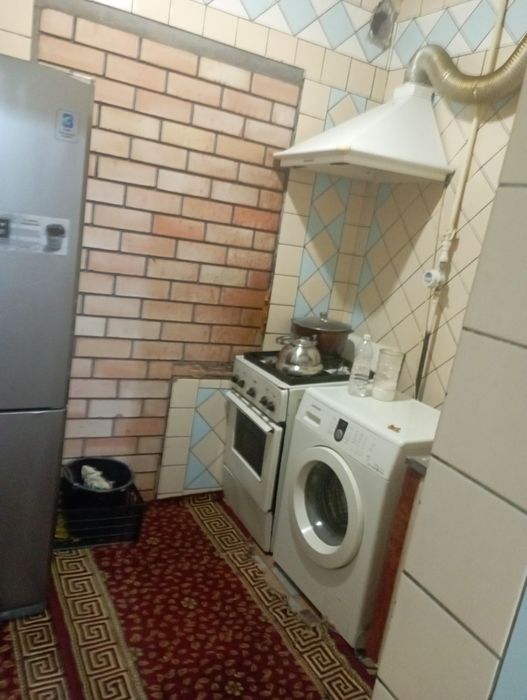 Tinchlik metro yaqinida uy ijaraga beriladi