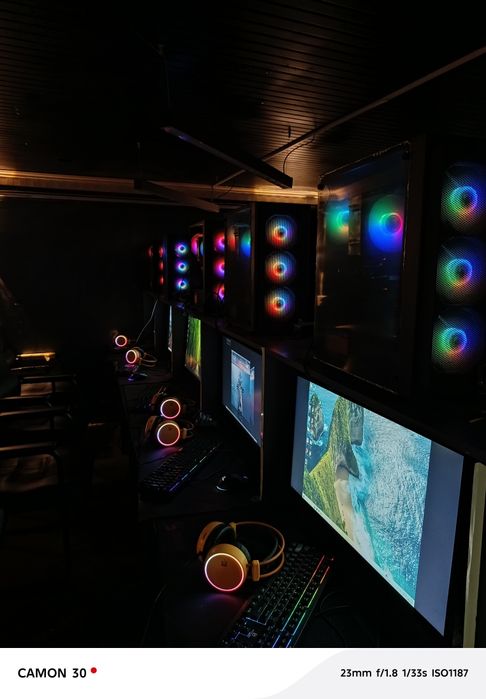 Kampyuter 10 dona mebellari blan Naushnik mishka klavish kori