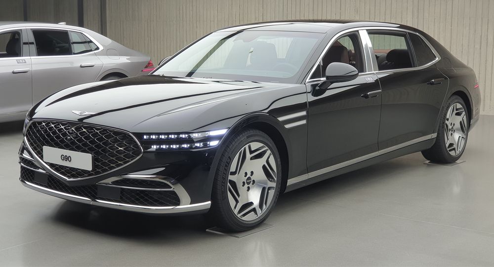 Срочно Genesis g90 limousine