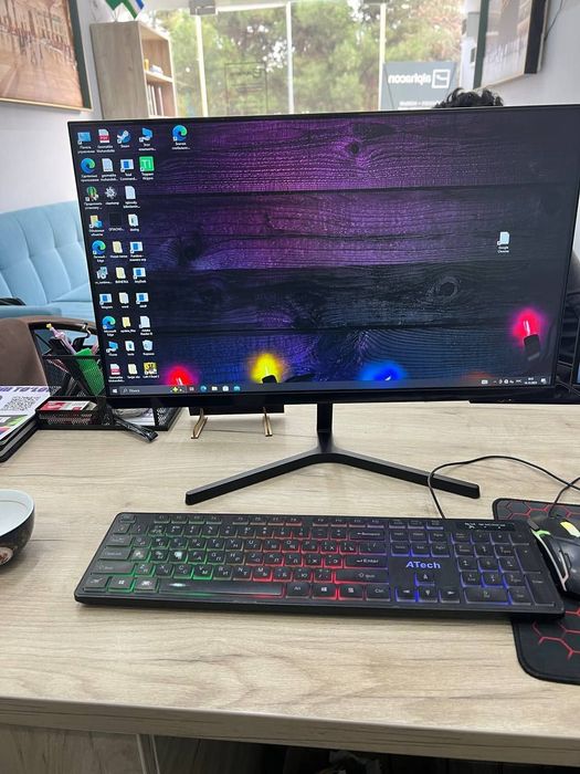 Монитор клавитур мишка коврик калонка 2 шт