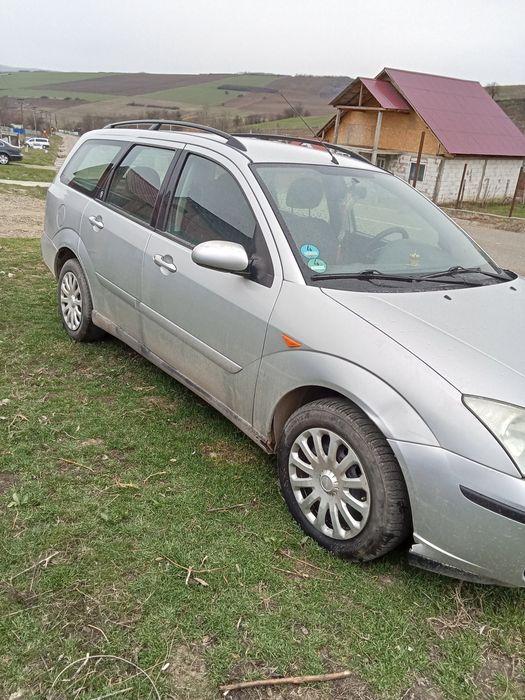 Ford focus ,2001 1.6 , DEZMEMBRĂRI SAU ÎNTREAGĂ