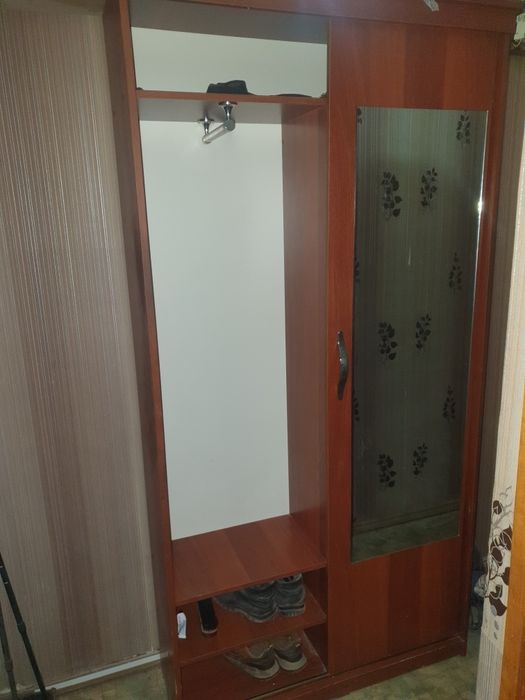 Шкаф-купе размер 2м×1м×35см
