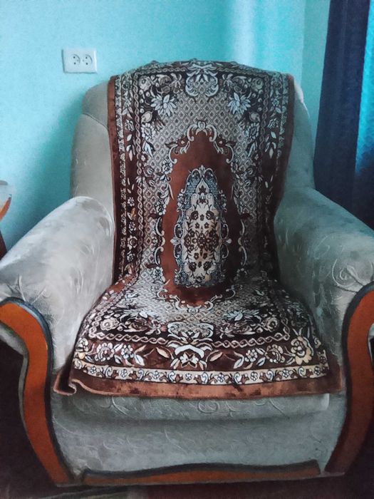 Продам б/у мебель, недорого.