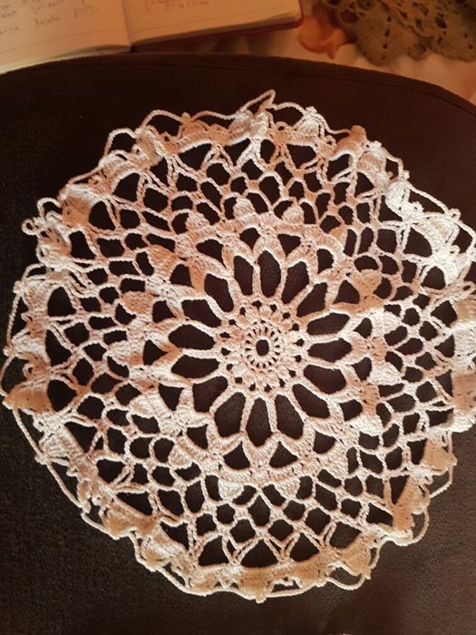 Покривки на една кука. Красоти за ценители