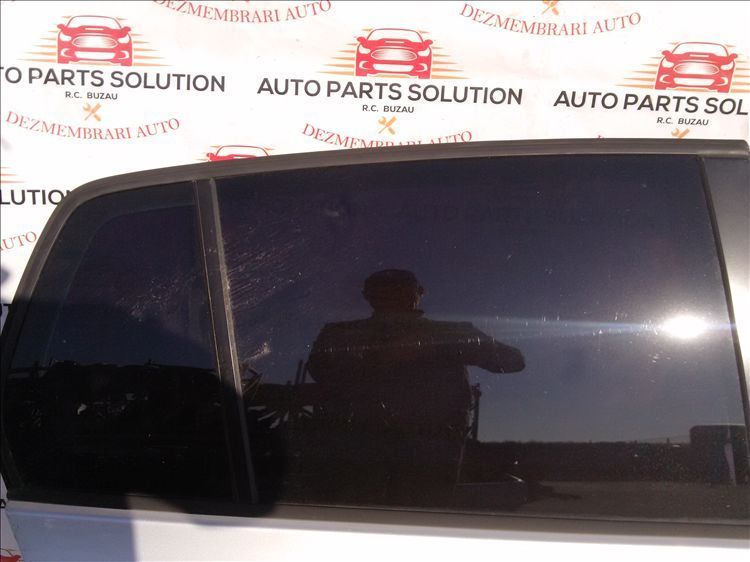 coltar geam usa dreapta spate vw golf 5