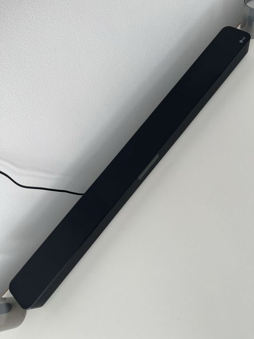Soundbar LG impecabil