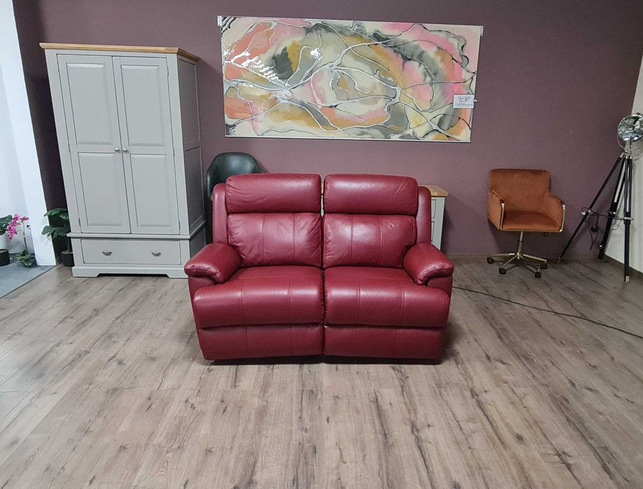 Червен кожен диван двойка с електрически релаксиращ механизъм