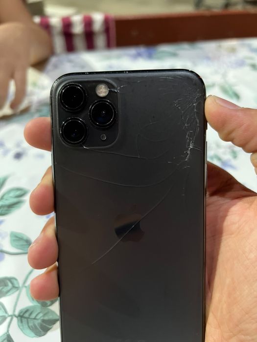 iPhone 11 pro черный
