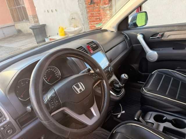 Продавам Honda C-rv 3