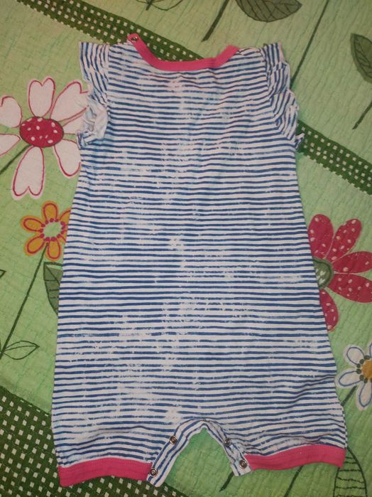 Одежда на девочку( летнее платье и песочник)