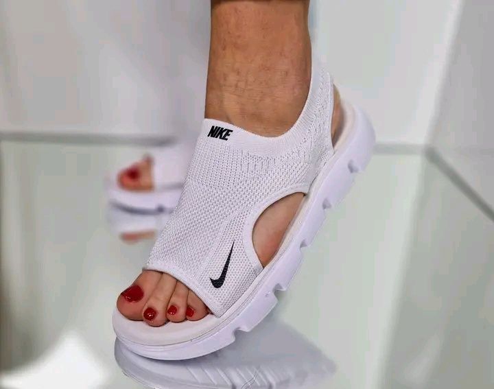 Дамски сандали Nike