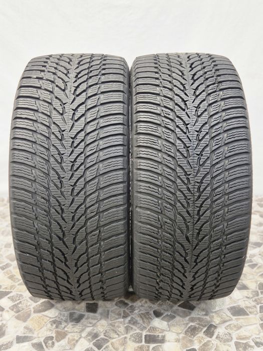 2бр 255 35 20 Nokian зимни 23г