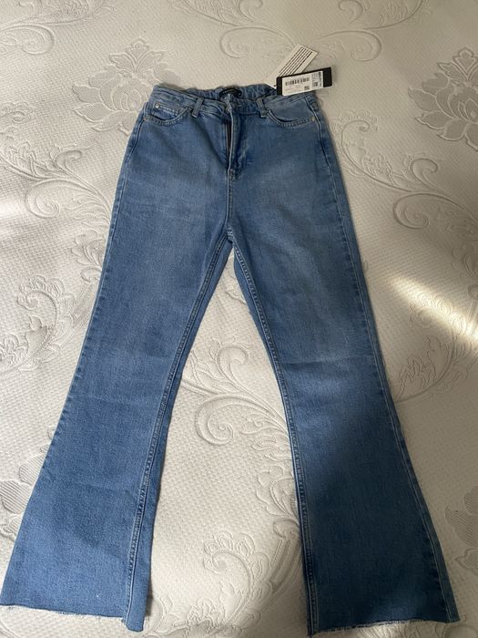 Продам новые джинсы