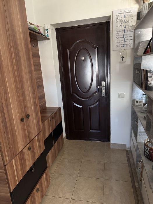 Inchiriez apartament cu 2 camere ,spatios in Floresti