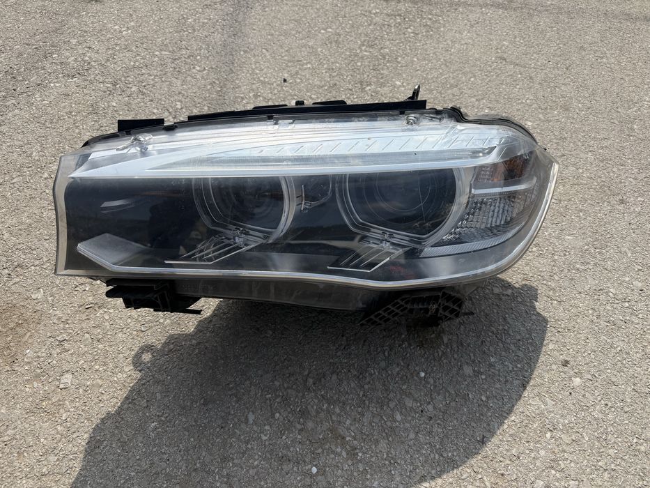 Фарове BMW X5 X6 F15 F16 / БМВ Ф15 Ф16