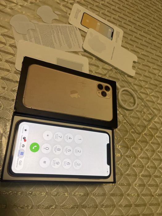Iphone 11 pro max gold