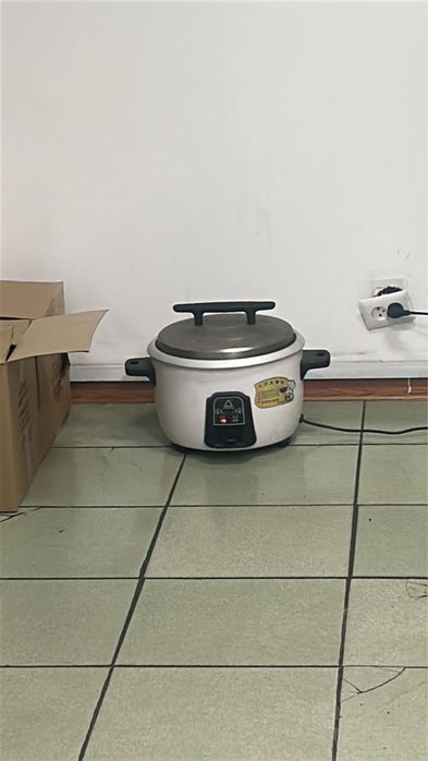 Продам рисоварку