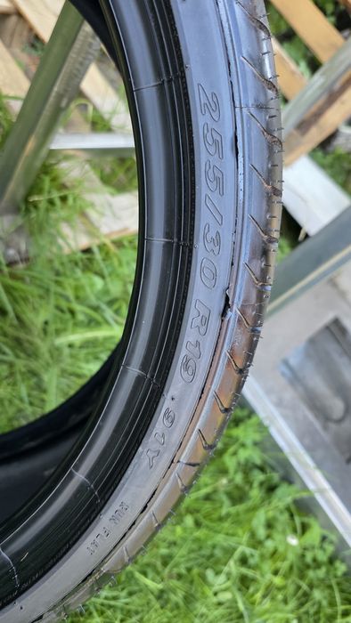 Vand 2 cauciucuri Noi run flat  Pirelli P zero 255 30 R19 dot 2025
