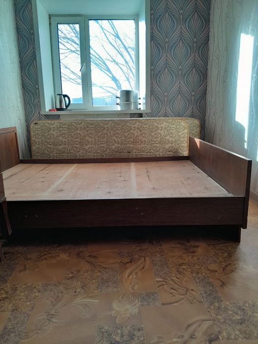 Кровать двуспальная