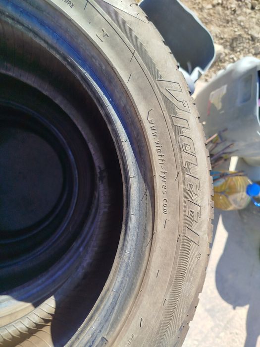 Шины летние 235/55/17