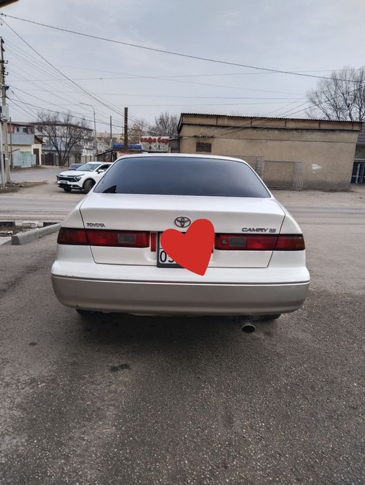 Тойота Камри 20.
