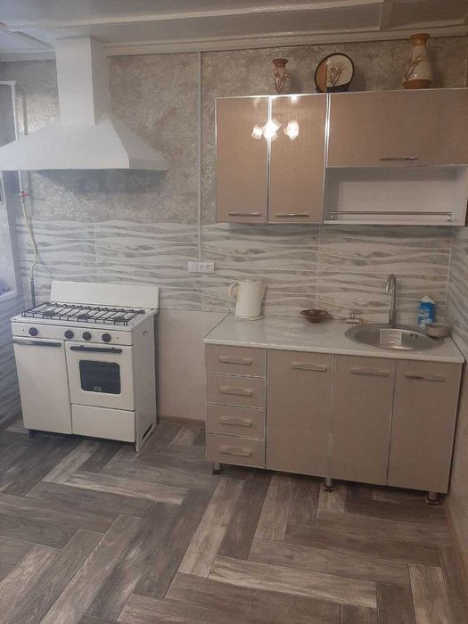 сдается в аренду загородный домик в 25 км от Ташкента, 2 комнаты