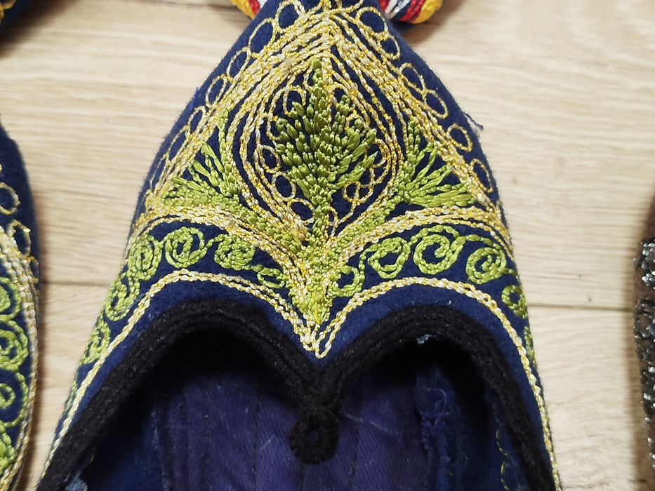 Уникални ръчно везани терлици