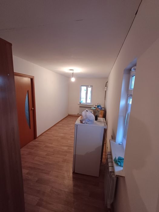 Продам времянку с участком. Самал 4-ул 17-дом