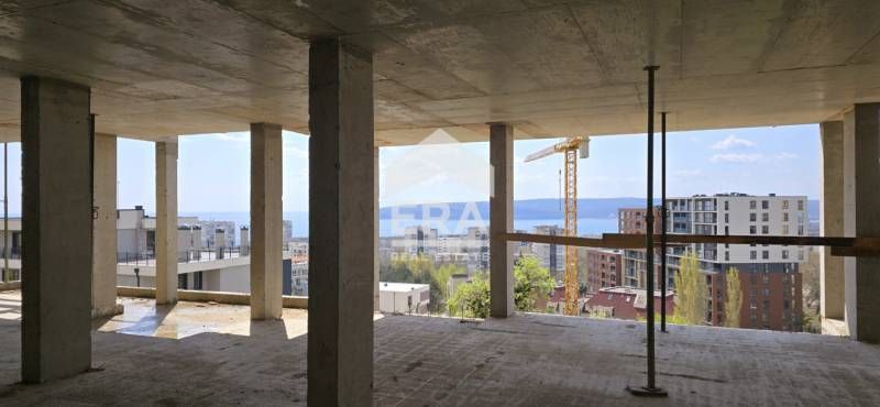 Продава се Тристаен апартамент в Варна, Бриз - 146 кв.м за 2391 €/кв.м - Снимка #1