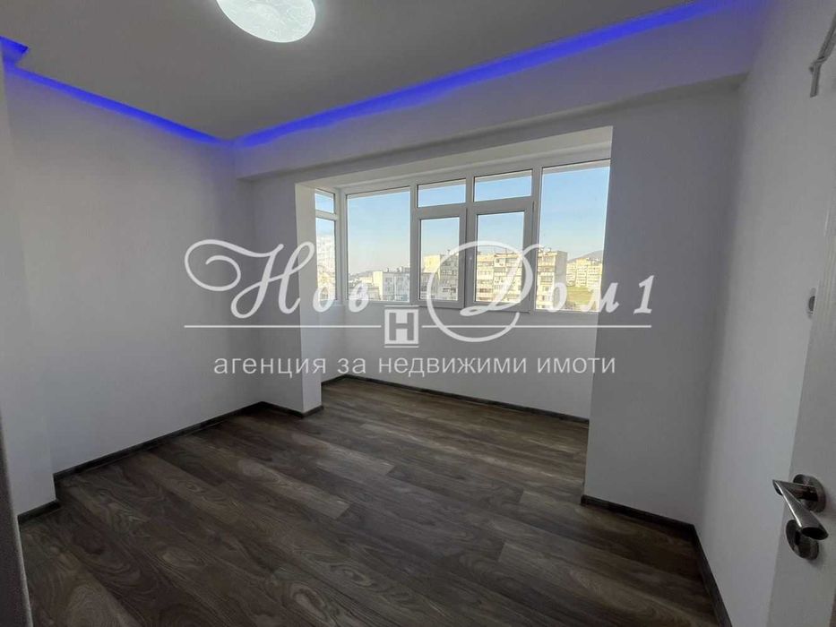 Продава се Тристаен апартамент в Варна, Владислав Варненчик - 65 кв.м за 1059 €/кв.м - Снимка #6