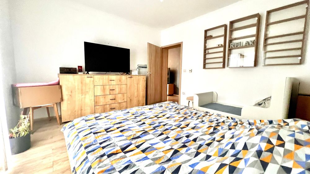 Vand apartament 3 camere Dumbravita