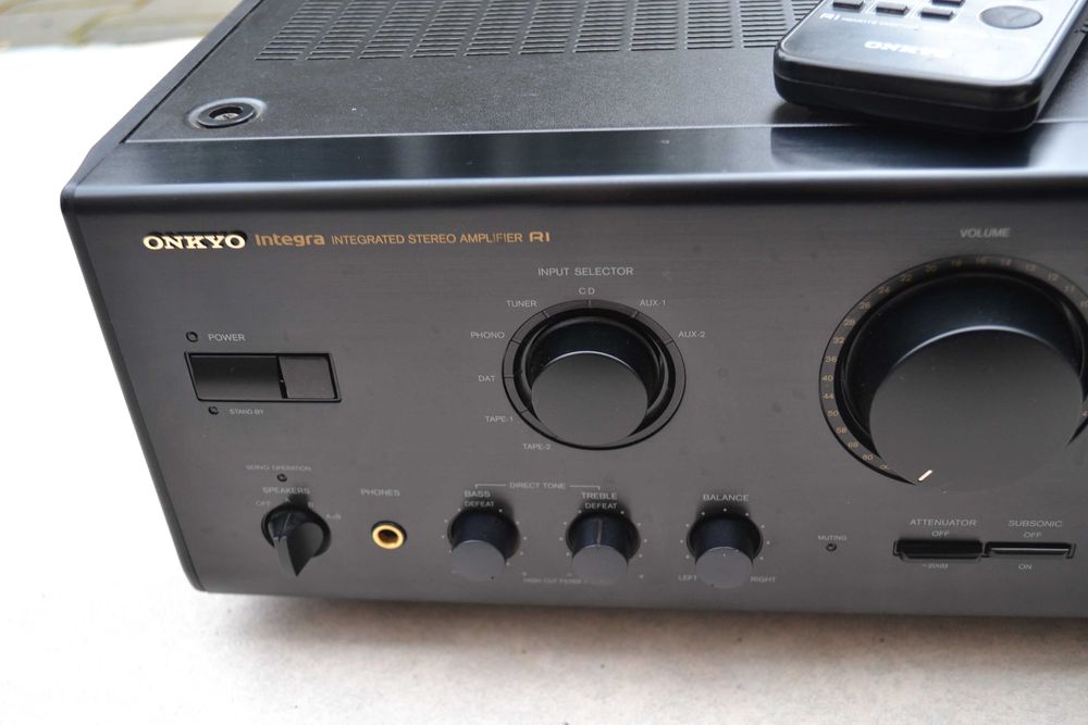 Amplificator Onkyo Integra A 8870 cu Telecomanda