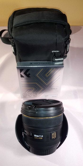 Sigma 50mm F1.4 EX DG HSM за Canon