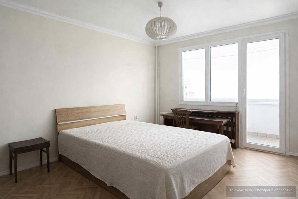 Дава се под наем Четиристаен апартамент в София, Света Троица - 118 кв.м за 797.64 € - Снимка #1