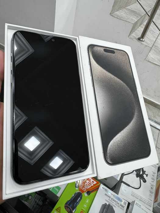 Iphone 15 pro max (256g)