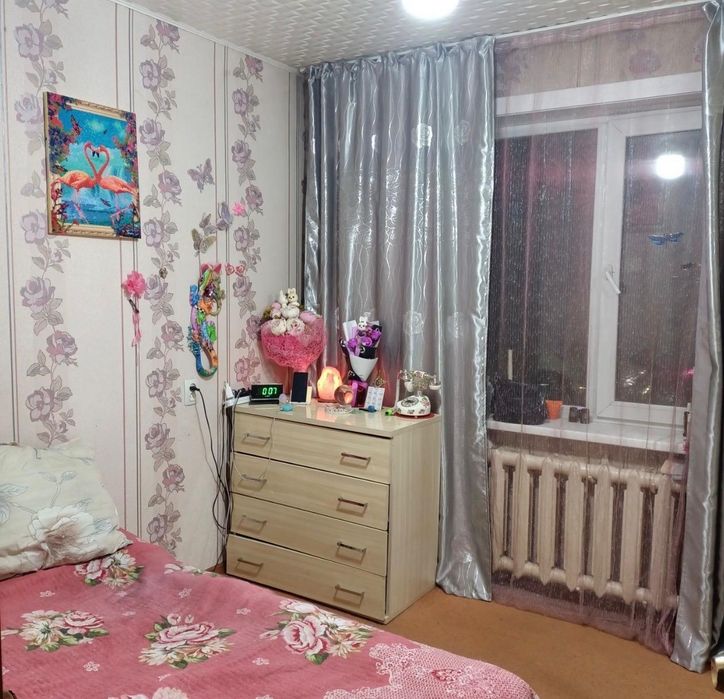 Продам 4 комн квартиру