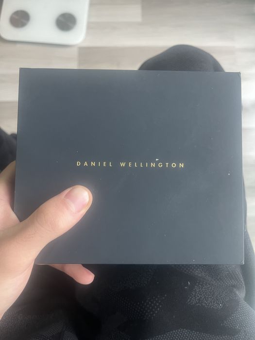 Часовник daniel wellington