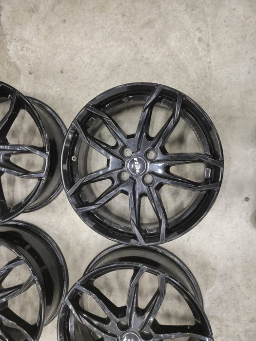 Jante 4x100 R17 Kia Stonic Rio Hyundai Fiat Spider // impecabile