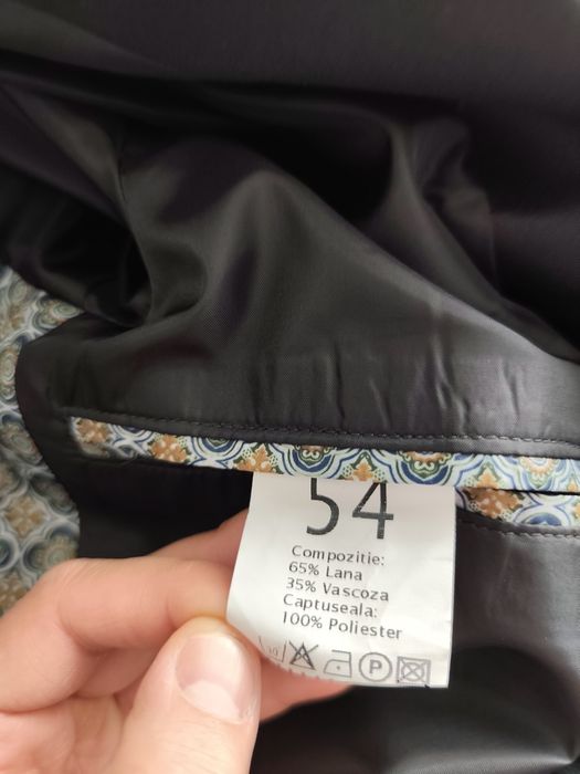 Costum mire Valemar visiniu/negru măr.54 – ca nou, husă