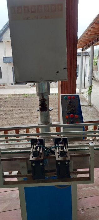 Kanistra ishlab chiqaradigan stanok