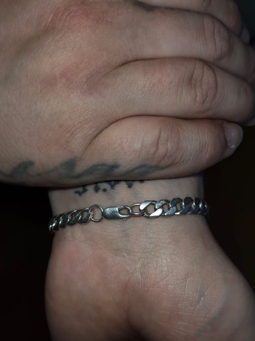 Продам браслет серебро