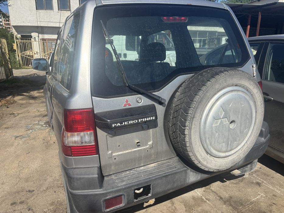 Мицубиши GDI 2000г на части