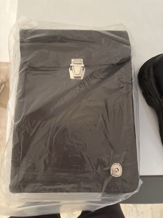 Сумка военный и берцы