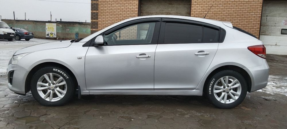 Продам Шевроле Круз