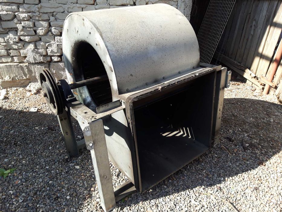 Exhaustor dublu aspirant cu debit mare.